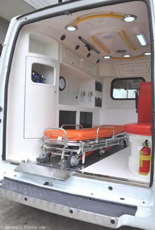 福特全順救護(hù)車15271321777
