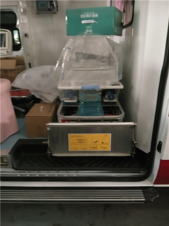 母嬰轉(zhuǎn)運型救護(hù)車 新生兒救護(hù)車廠家定制15271321777