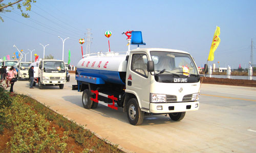  �|�L(f��ng)���𿨾G������܇ 